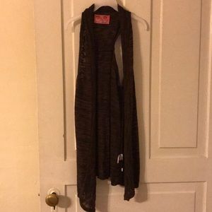 Cute cardigan!